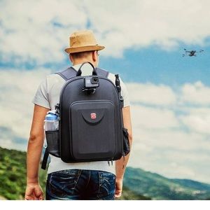 Meet your Posher, Kelton